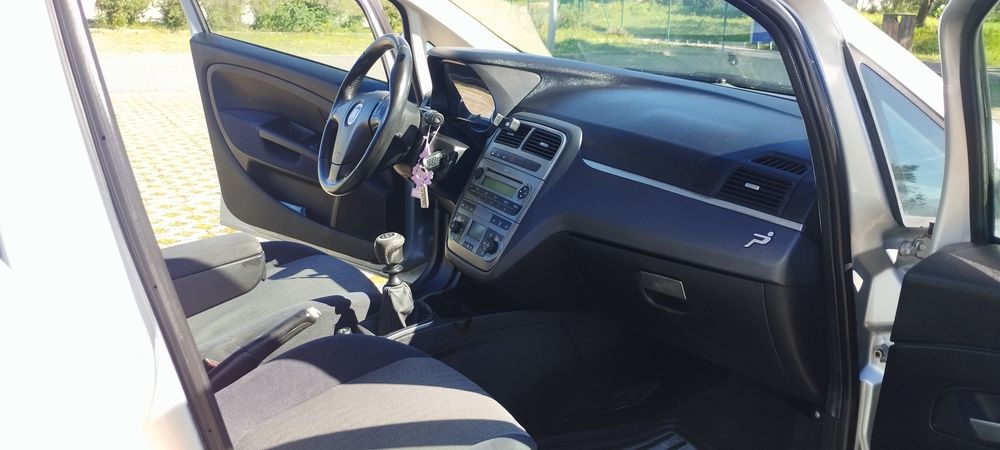 Fiat Grande Punto 1.3 Multijet 75cv | Económico | Inspeção 2027