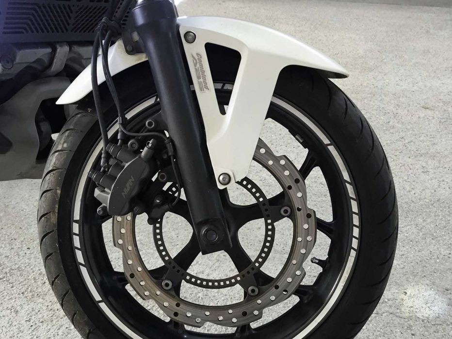 Honda NC700X com ABS
