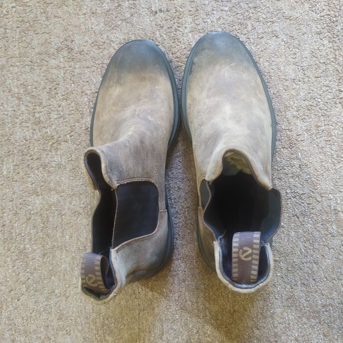 45. Оригінальні шкіряні черевики Ecco (челсі)