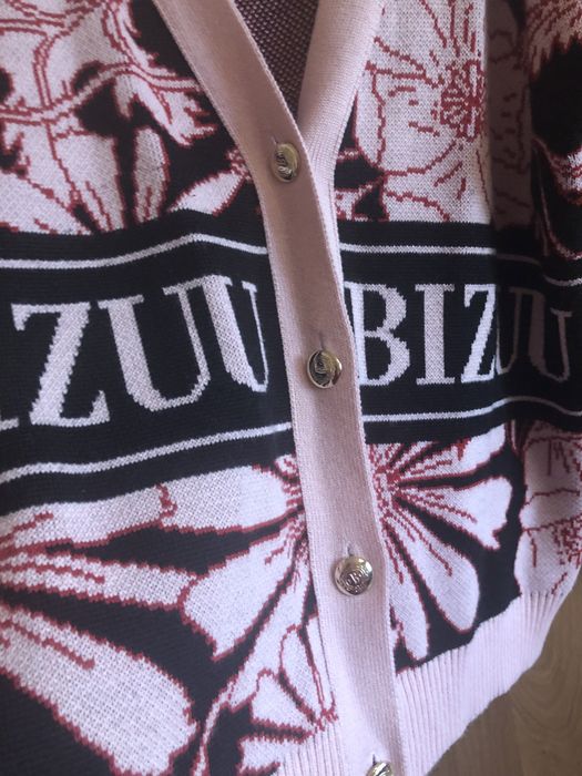 Sweter Bizuu Hyles