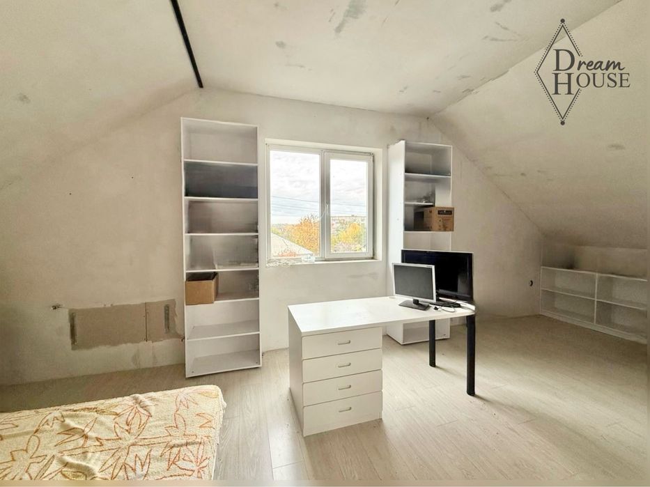 Продаж буднку на стадії ремонту