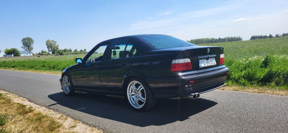 BMW e36 sedan m50b20 Poznań Starołęka • OLX.pl