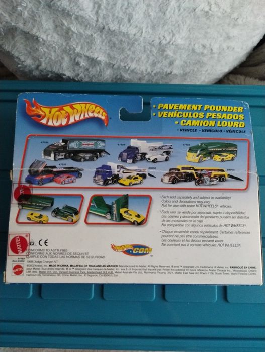 Hot Wheels Team Transport Pavement Pounders Lotus M250 Concept