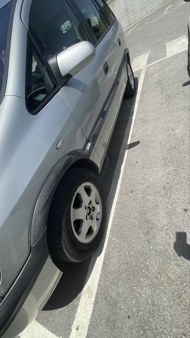 Vendo Opel  zafira Comfort diesel