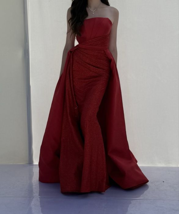 вечірня/випускна сукня