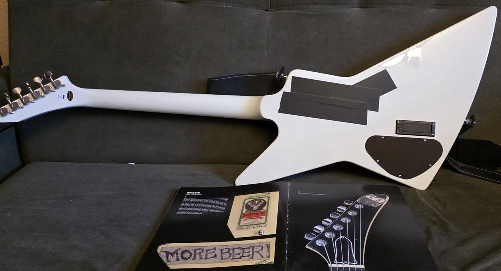Epiphone Explorer 80s EMG (Kopia More Beer)