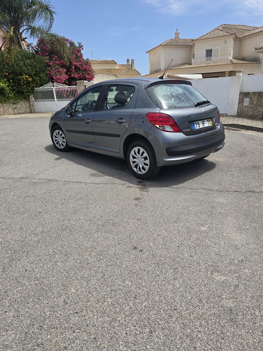 Peugeot 207 2009