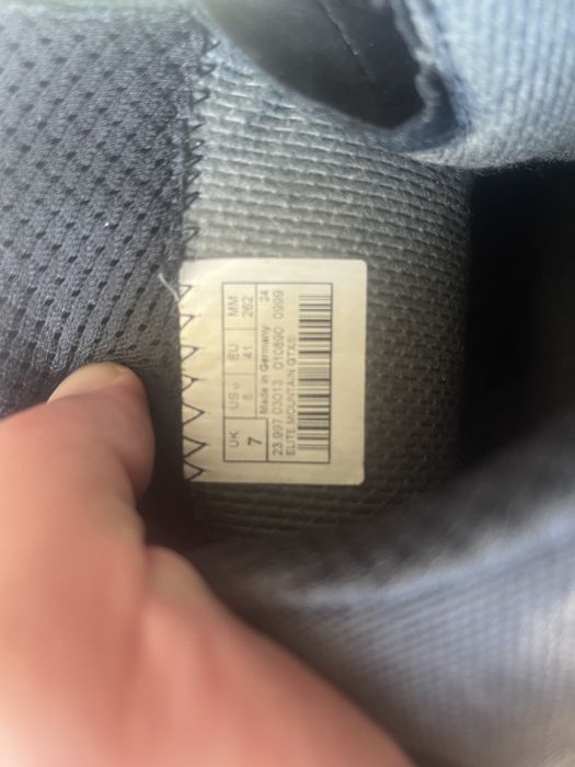 Продам берці LOWA BREACHER