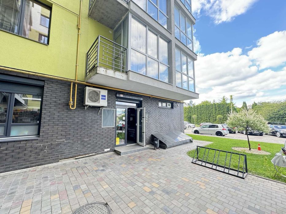 Продам комерційне приміщення вул.Новочерчицька