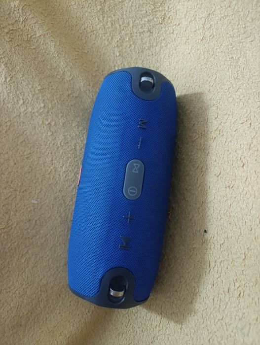 Блютуз колонка JBL