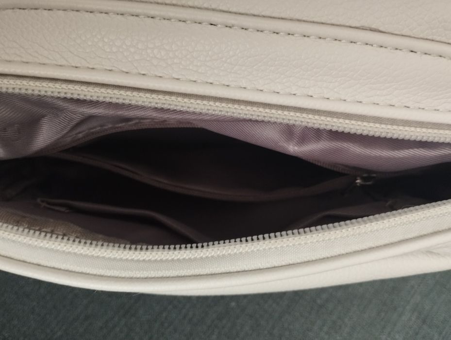 Beżowa nerka torebka