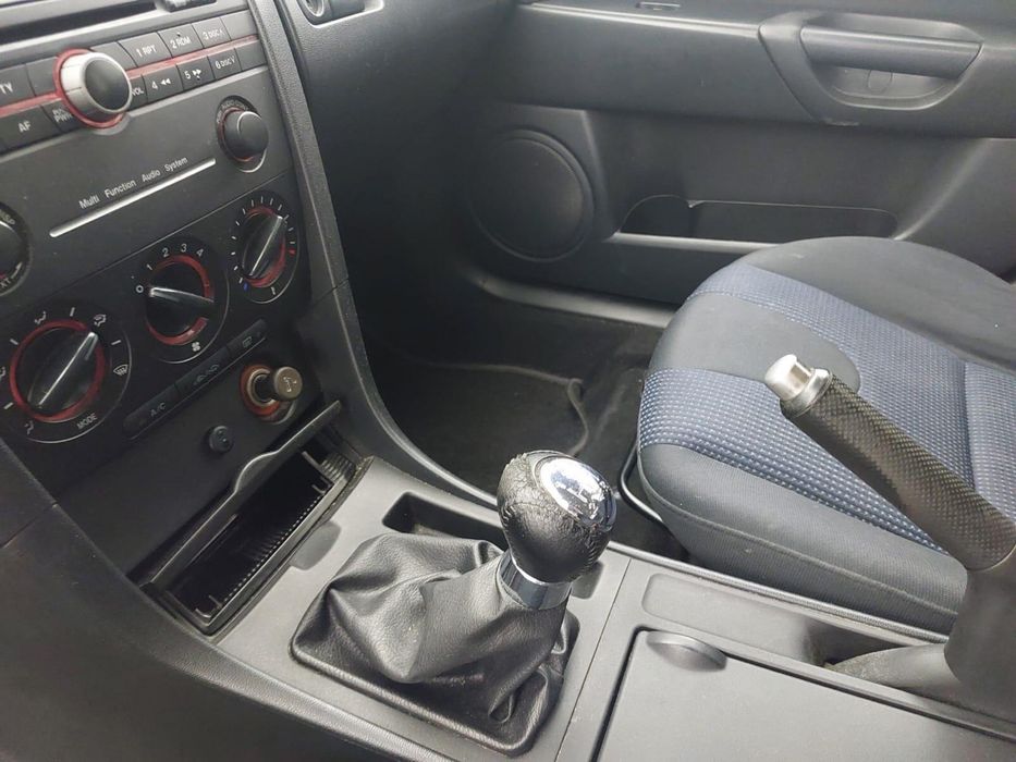 Mazda 1.3 gasolina ano 2005