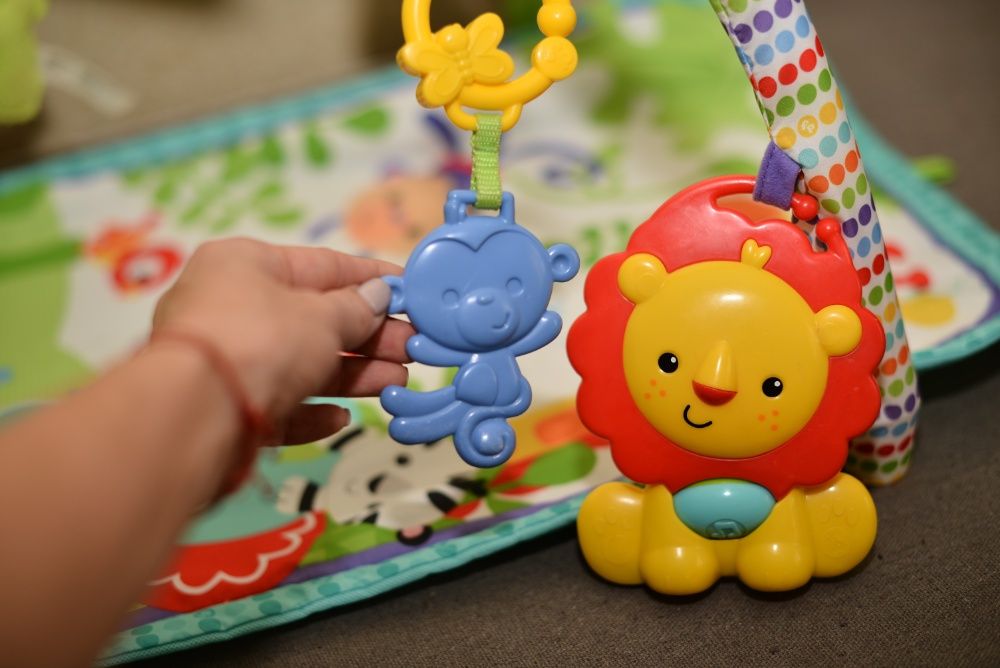 Развивающий коврик Fisher Price
