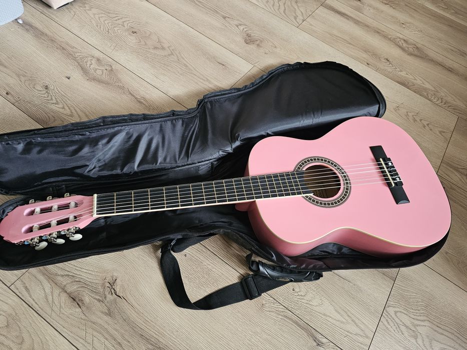 Sprzedam gitarę, jest jak nowa