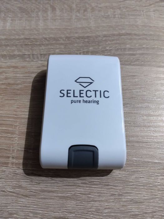 Aparat słuchowy Selectic prawy + baterie + nakładki