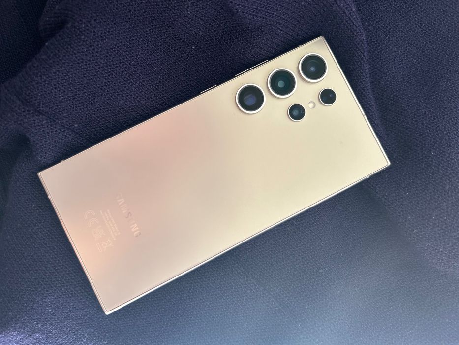 Samsung S24 Ultra 256GB com garantia, como NOVO