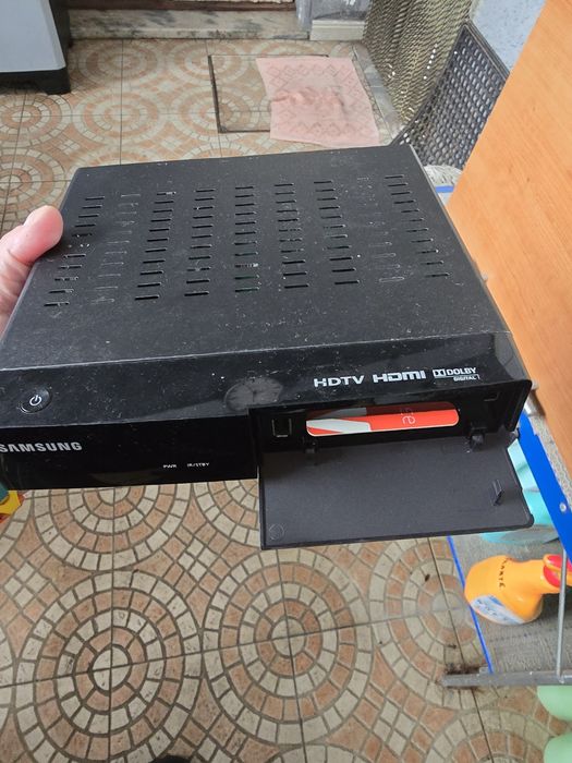 Antena parabólica para autocaravana  plana Snipe