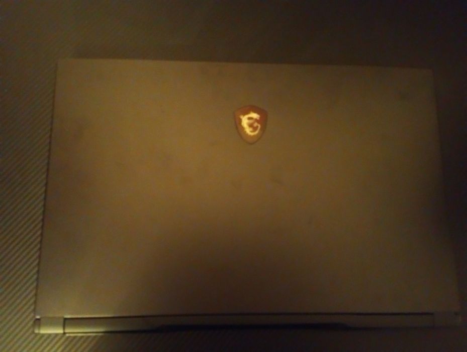 Uszkodzony laptop MSI GL75-9SE