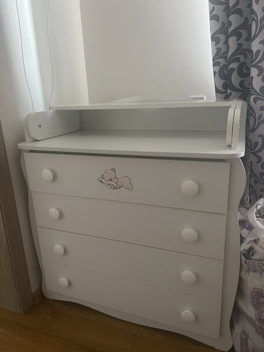 Дитячий пеленальний комод