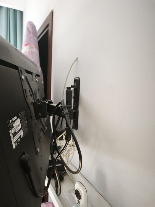 Sprzedam telewizor LG 32 cale.