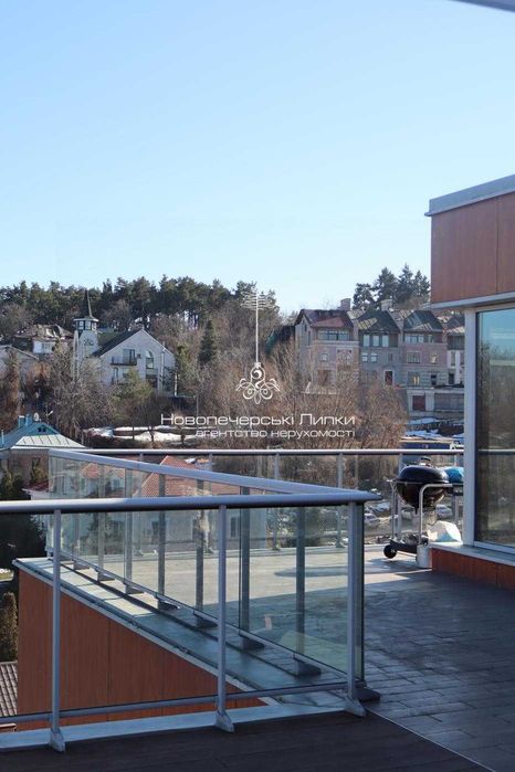 Продаж унікального пентхаусу без рем. вул. Ломаківська  508м2 Печерськ