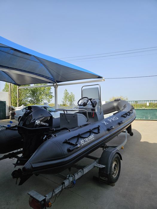 Semi-rigido 3D tender