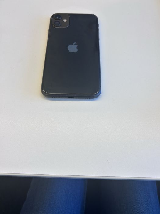 Iphone 11 preto 64 GB