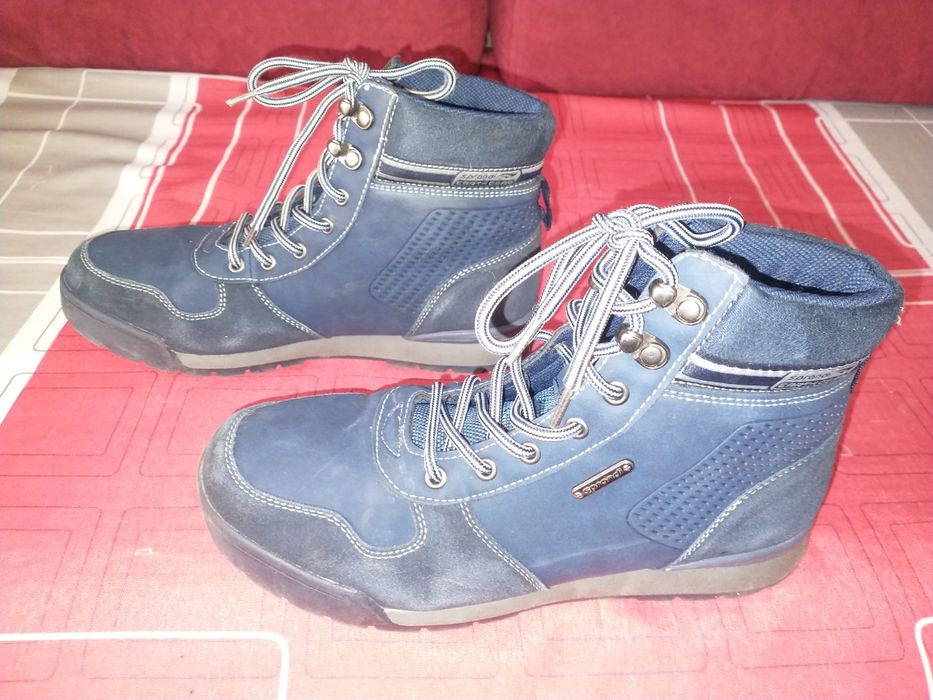 Sprzedam buty marki Sprandi. Granatowe. Rozmiar 39.