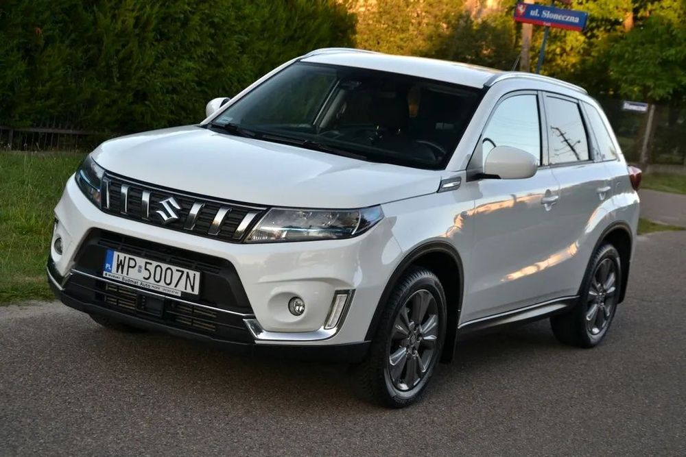 Suzuki Vitara 4X4 AllGrip Polski Salon Klimatronik Tempomat Grzane Fotele Kamera LED