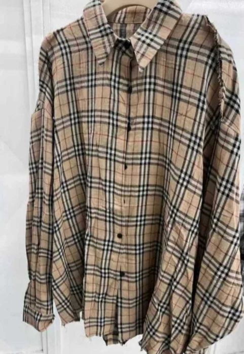 Koszula damska w kratę koloru beż wzór Burberry