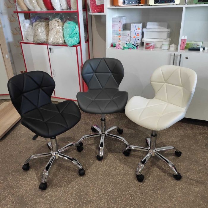 Стілець для майстра, для клієнта. Регулювання по висоті!