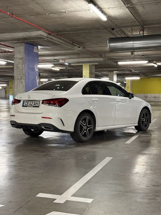 Mercedes Benz A250e Limousine AMG Line 8G-DCT