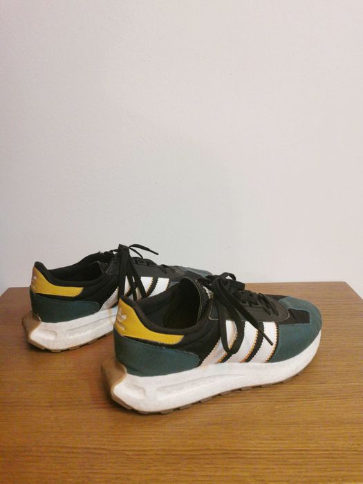 Sapatilhas Adidas Originals Retropy E5 verdes e laranjas