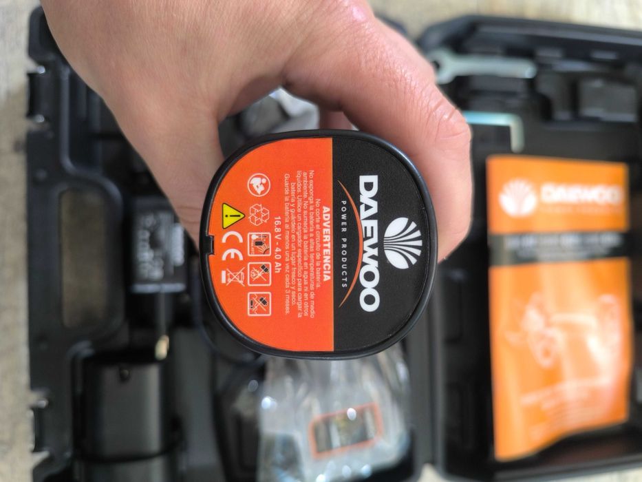 Tesoura de poda eletrica