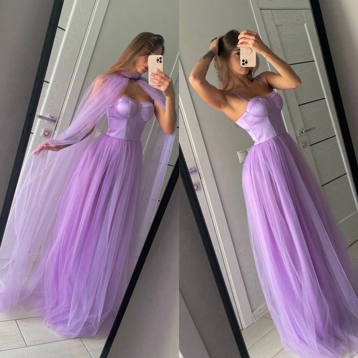 Плаття вечірнє  шито в дизайнера Нове не одягалось.