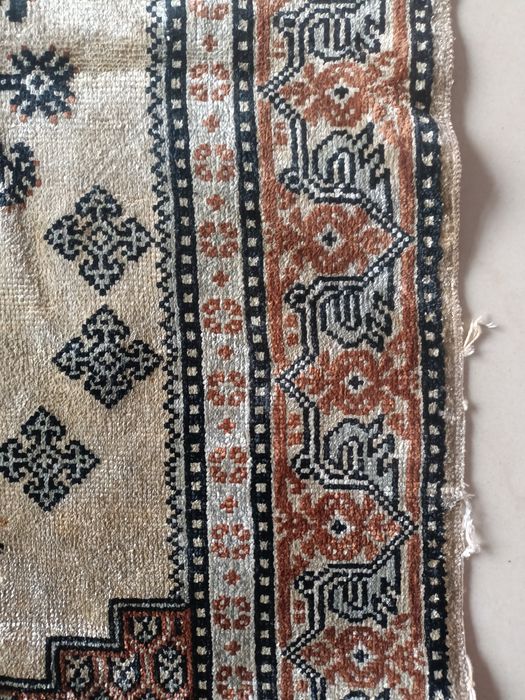 Ковер  натурального шовку