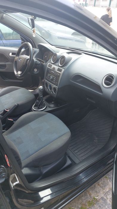 Vendo carro Fiesta