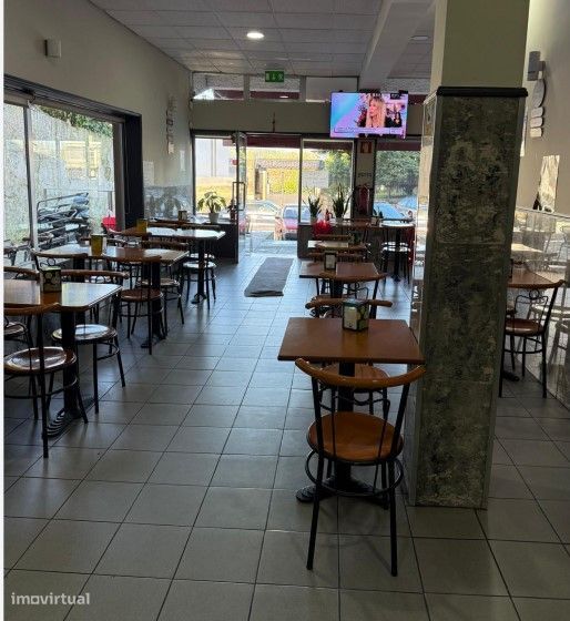 Oportunidade De Negócio Em Ermesinde! Trespassa-Se Café/Snack-Bar
