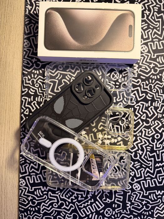 Iphone 15 Pro - 128gb + 5 capas (negociável)