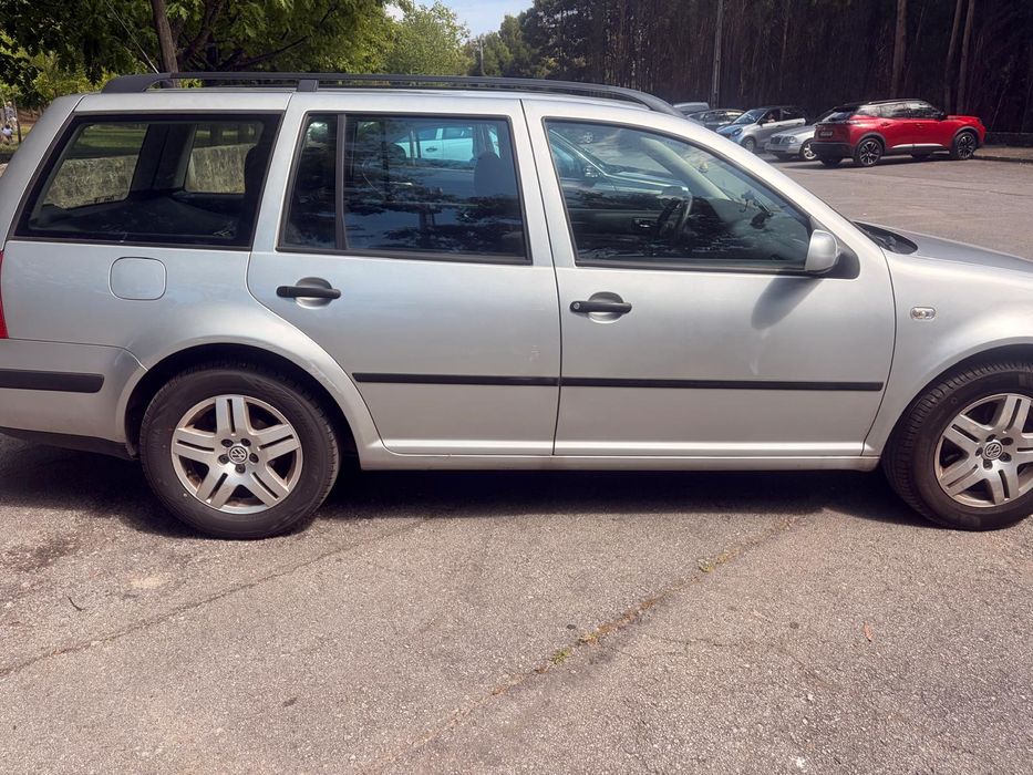 VW Golf 4 Variant Comfortline 1.9 TDI 100cv | 2001 | 290.000 km | Prata