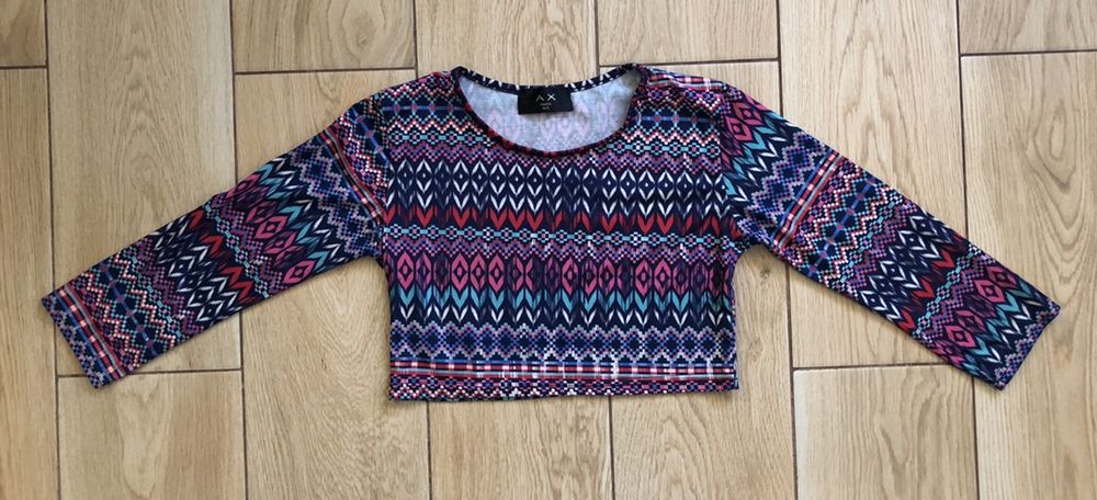 Top z długim rękawem w azteckie wzory AX Paris