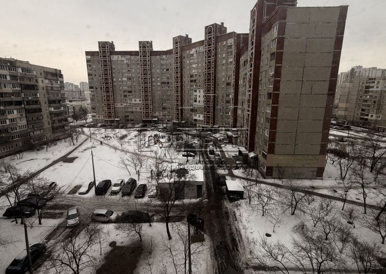 Продаж 3к квартири Бальзака 84