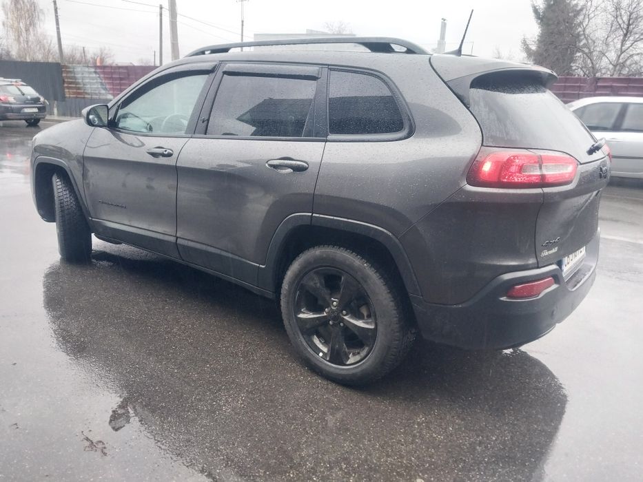 Jeep cherokee 3.2 , 4×4