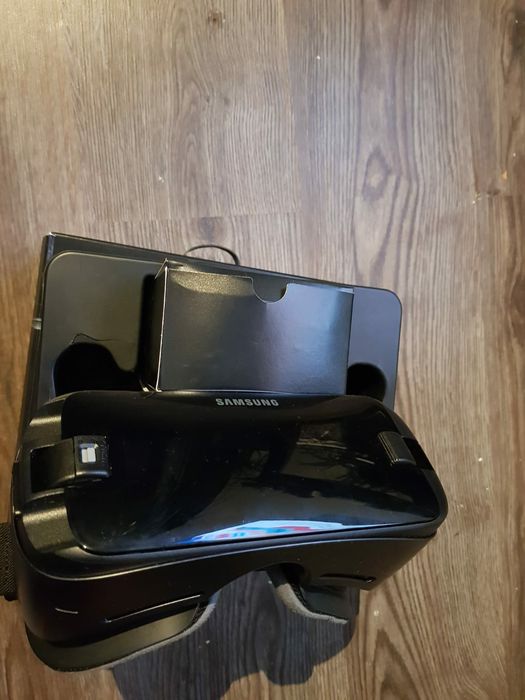 Samsung gear vr +controller