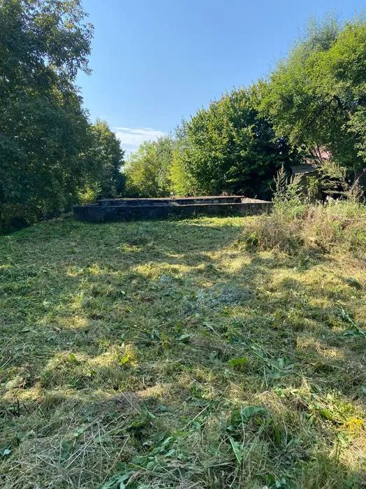 Будинок з ділянкою в с. Бучали