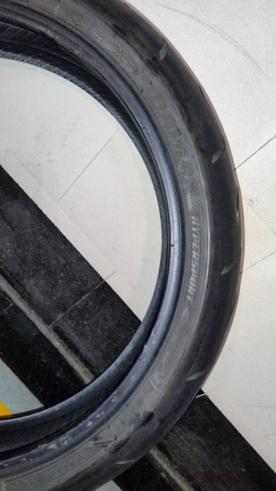 Opony motocyklowe Bridgestone Battlax S21 120/70 17, 180/55 17