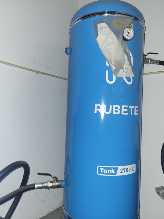 compressor Boge S05 Eco 5,5 kw 10 BAR+reservatório vertical 270L 11BAR