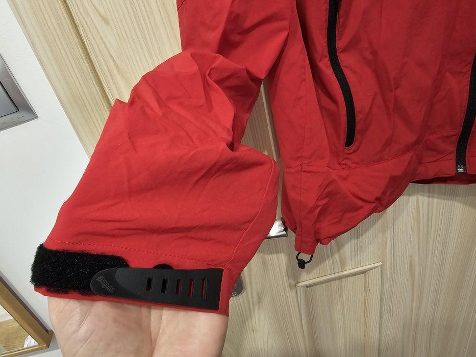 Wiatrówka Bergans of Norway L 142 Microlightt
