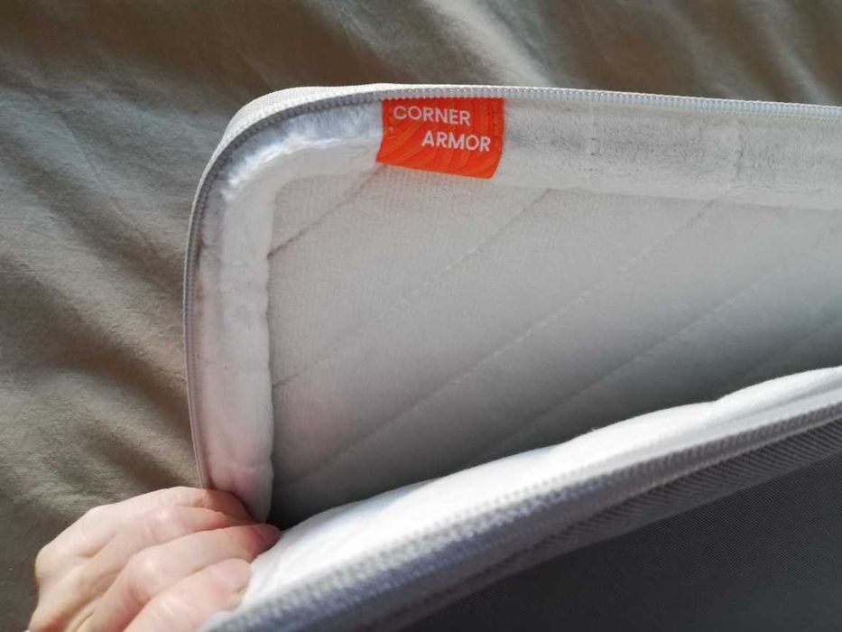 Capa/Bolsa Tomtoc para computador de 16 polegadas