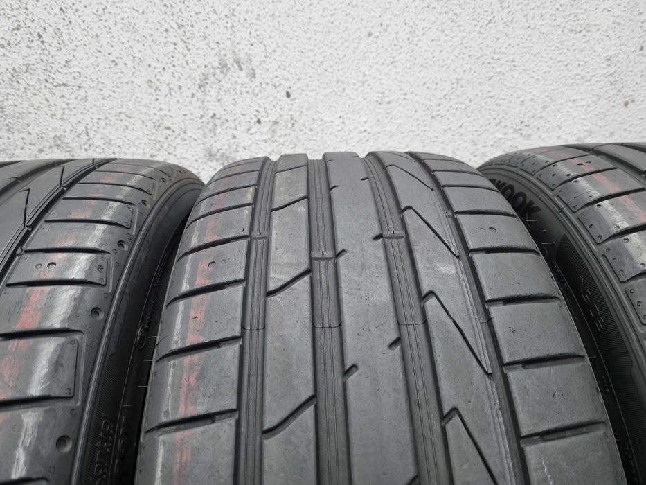 235/40/19 96Y Hankook Ventus S1Evo2 R01
